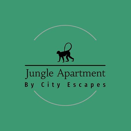Jungle Escape, City Apartment With Parking & Terrace Chester Exteriér fotografie