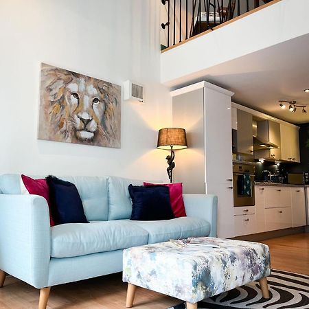Jungle Escape, City Apartment With Parking & Terrace Chester Exteriér fotografie