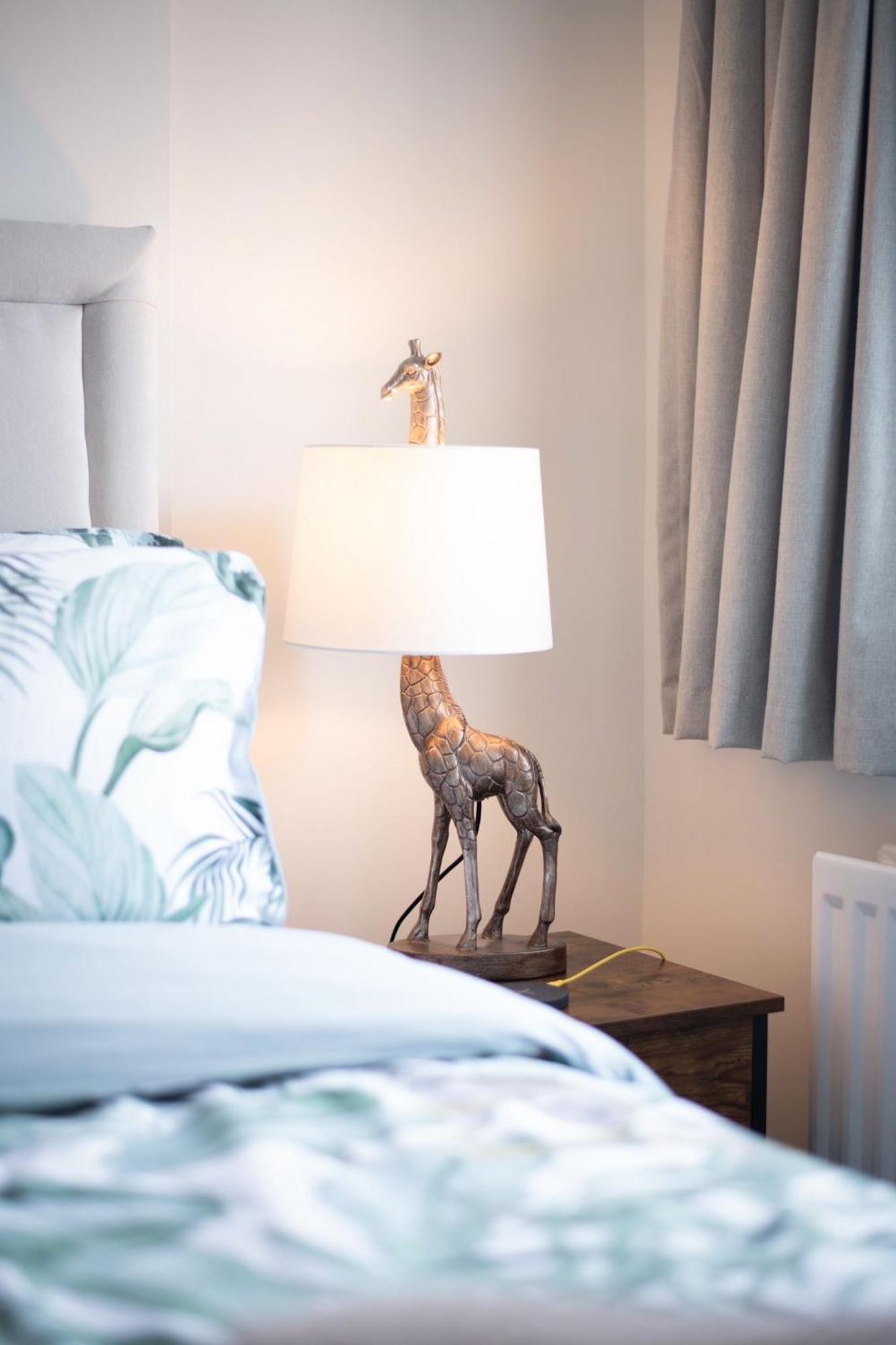 Jungle Escape, City Apartment With Parking & Terrace Chester Exteriér fotografie